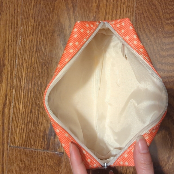 Origins cosmetic pouch - Picture 2 of 2